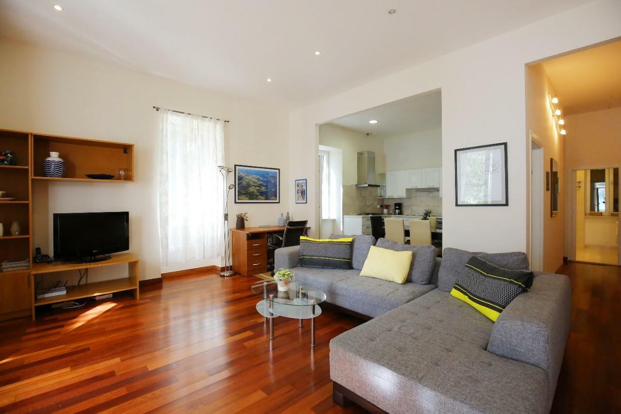 Seafront Beach Apartment - Directly At The Beach Zadar Extérieur photo