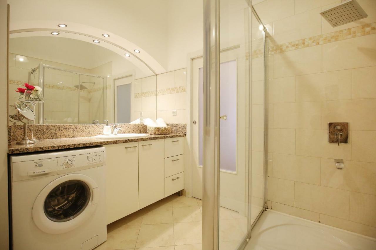 Seafront Beach Apartment - Directly At The Beach Zadar Extérieur photo