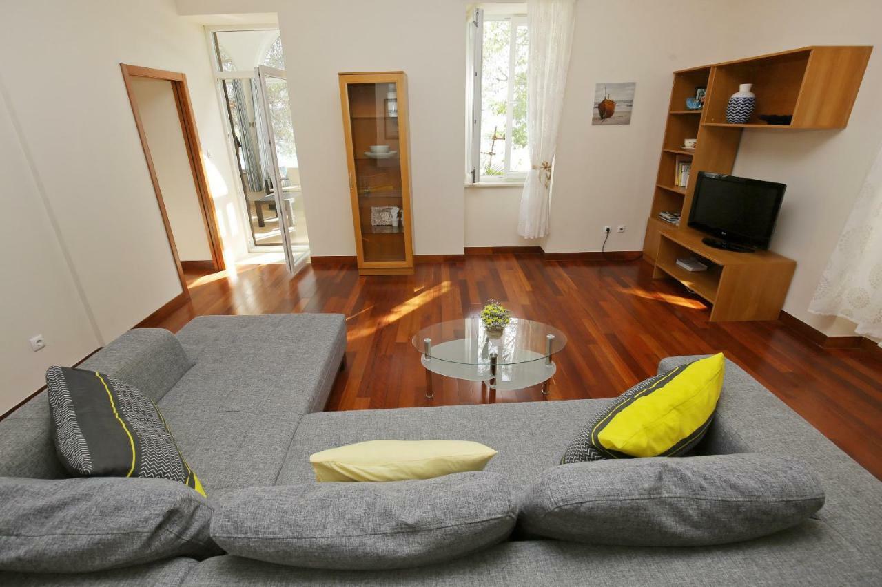 Seafront Beach Apartment - Directly At The Beach Zadar Extérieur photo
