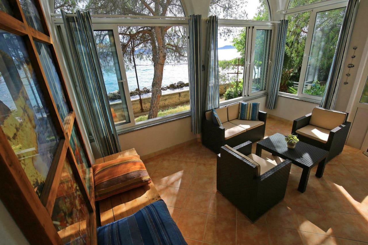 Seafront Beach Apartment - Directly At The Beach Zadar Extérieur photo