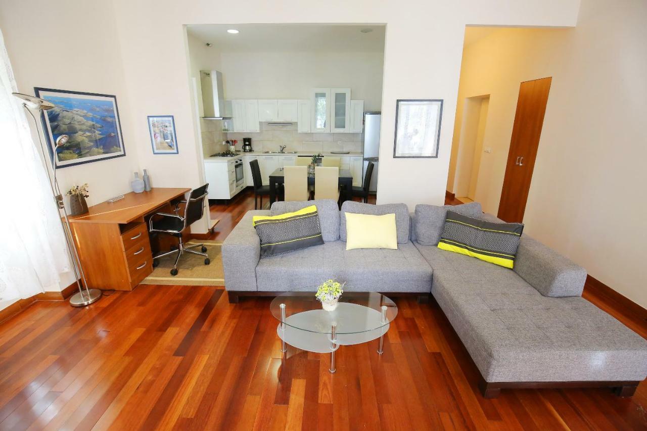 Seafront Beach Apartment - Directly At The Beach Zadar Extérieur photo